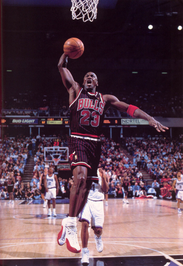 chi-bulls-black-pinstripe-620x899