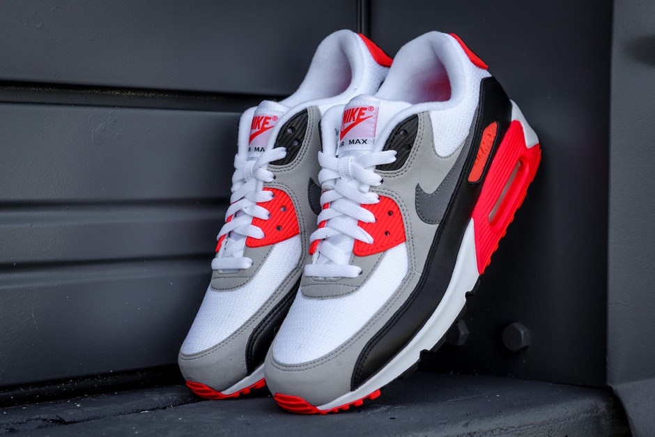 nike-air-max-90-infrared-release-reminder-01